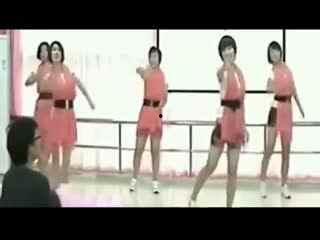 成人女生适合舞蹈嘛视频,揭秘成人女性舞蹈的魅力与益处