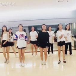 延安成人蹦蹦舞蹈视频,传承红色文化，舞动青春风采