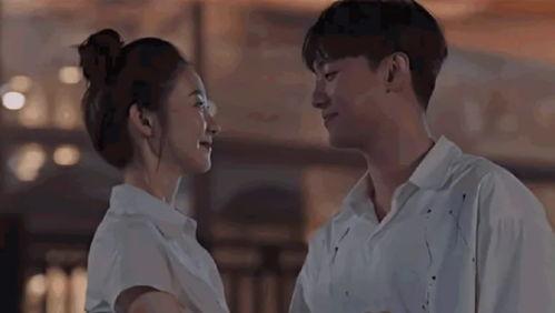 扒爷吃瓜视频,揭秘娱乐圈幕后真相，带你领略明星们的真实生活